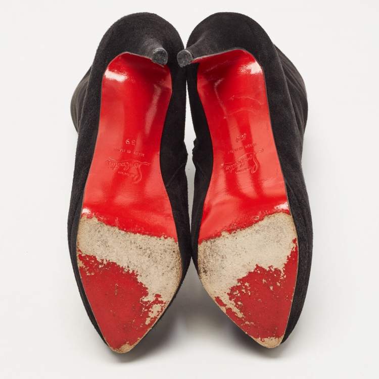 مملوكة مسبقًا Christian Louboutin Black Suede Belle Ankle Boots Size 39