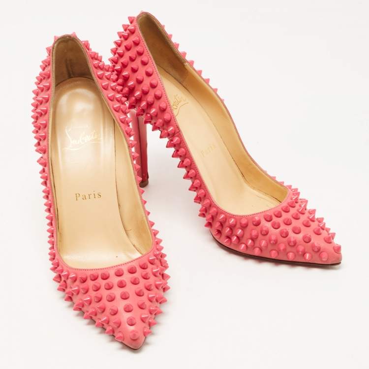 مملوكة مسبقًا Christian Louboutin Pink Leather Pigalle Spikes Pumps Size 37 