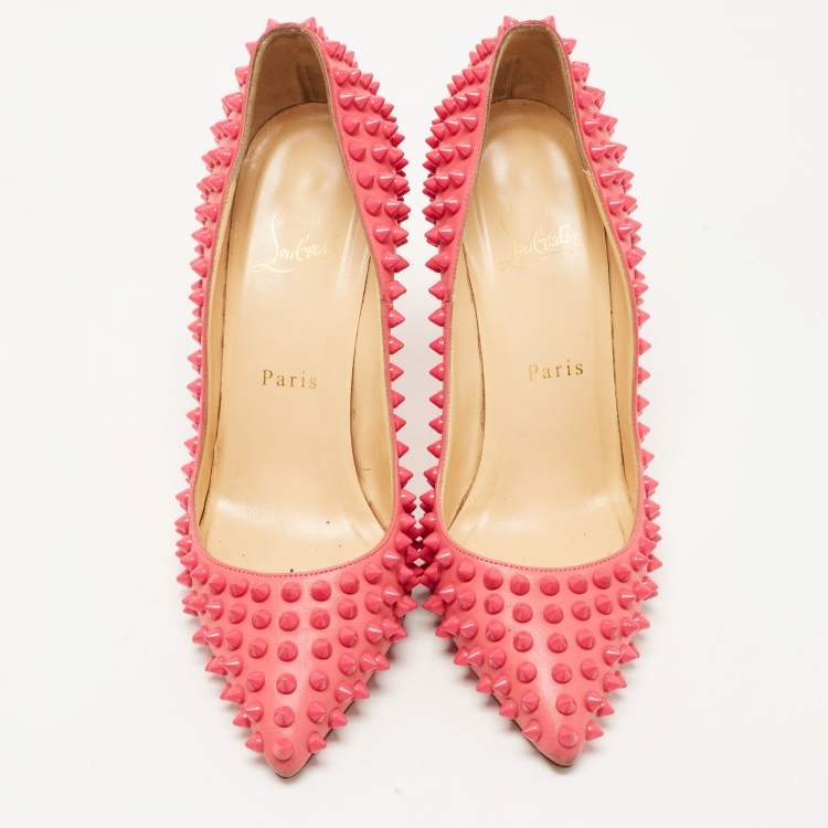 مملوكة مسبقًا Christian Louboutin Pink Leather Pigalle Spikes Pumps Size 37 