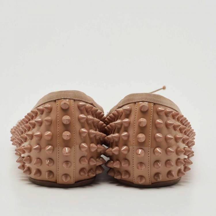 Pre Owned Christian Louboutin Beige Patent Leather Sonietta Spikes Bow Ballet Flats Size 39