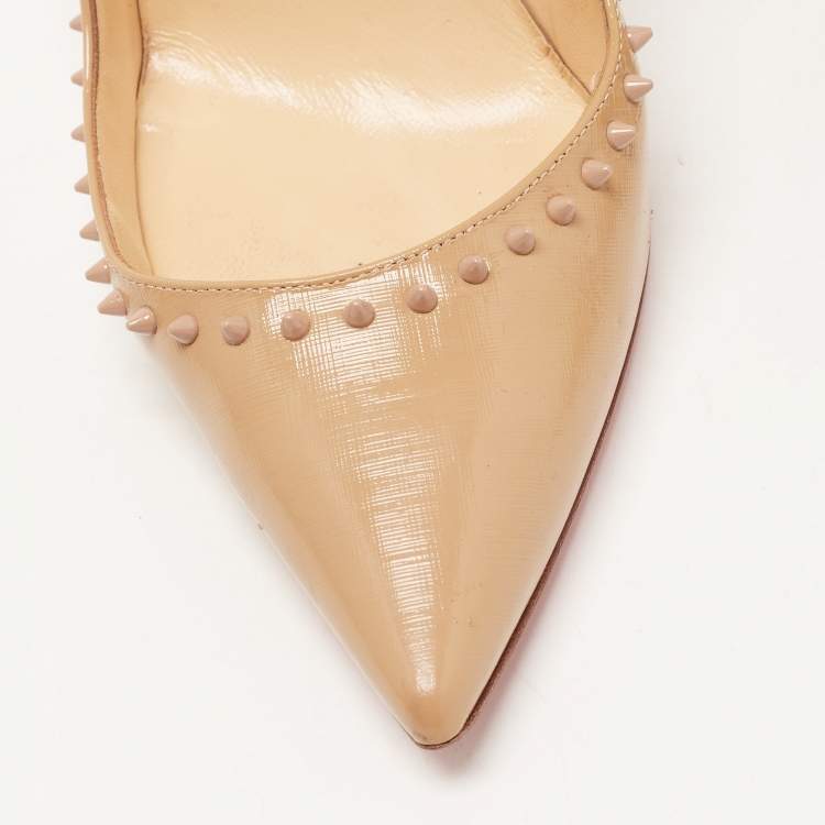 Pre Owned Christian Louboutin Beige Patent Leather Anjalina Spike Pointed Toe Pumps Size 38.5
