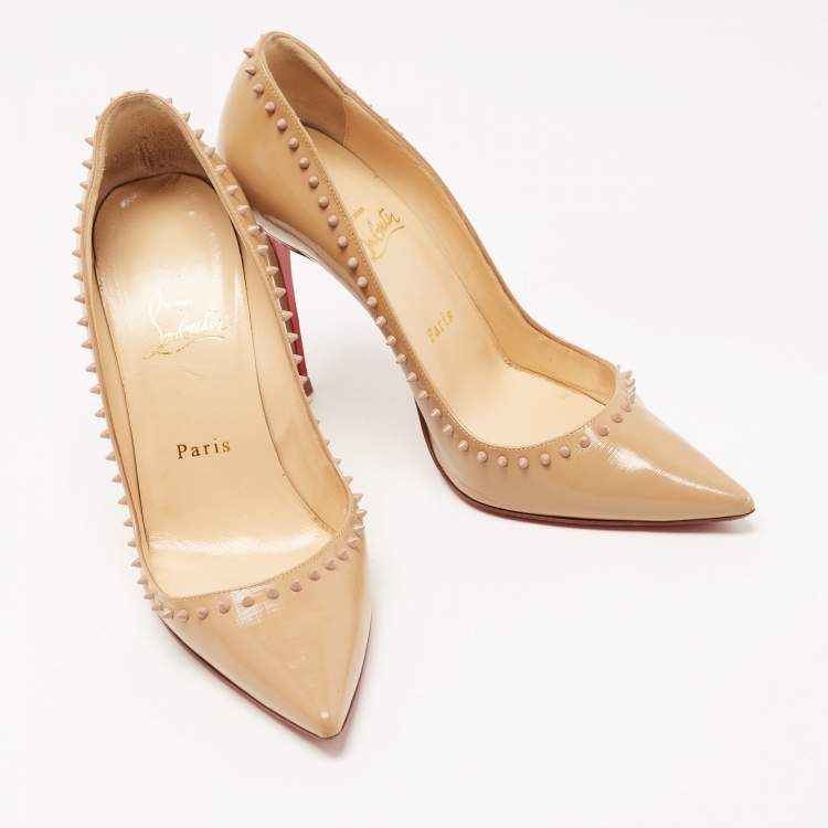 Pre Owned Christian Louboutin Beige Patent Leather Anjalina Spike Pointed Toe Pumps Size 38.5