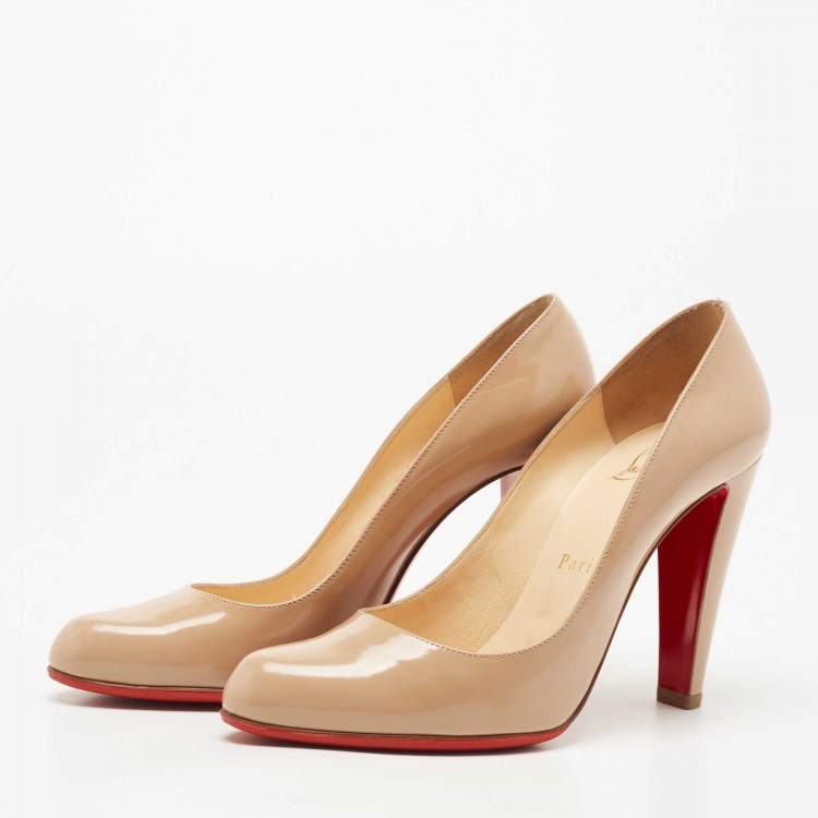 مملوكة مسبقًا Christian Louboutin Beige Leather Pointed Toe Pumps Size 37.5