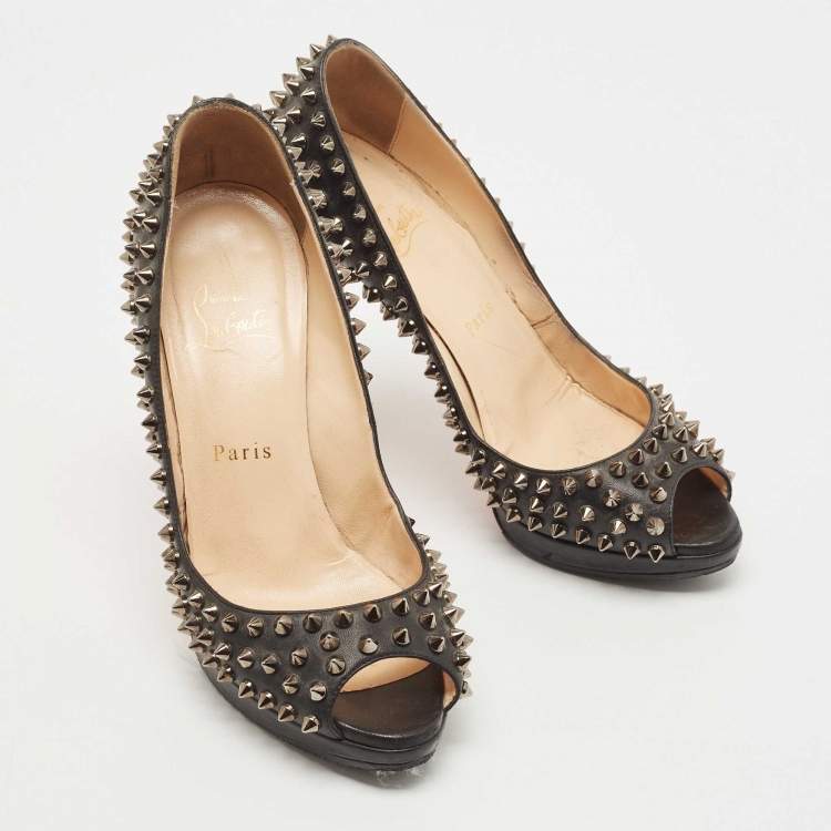 Pre Owned Christian Louboutin Black Leather Yolanda Spikes Pumps Size 37.5