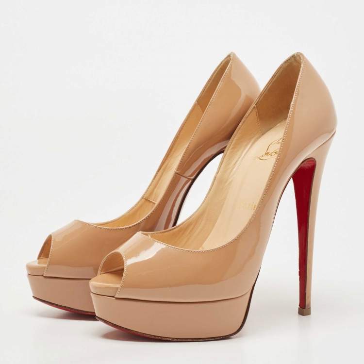 Louboutin sales beige pumps