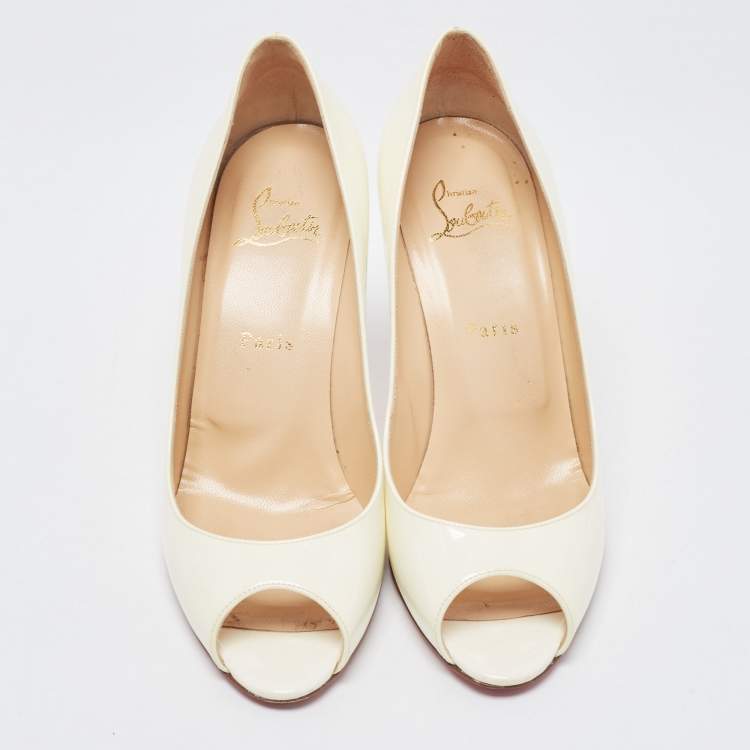 Pre Owned Christian Louboutin Cream Patent Flo Pumps Size 38.5