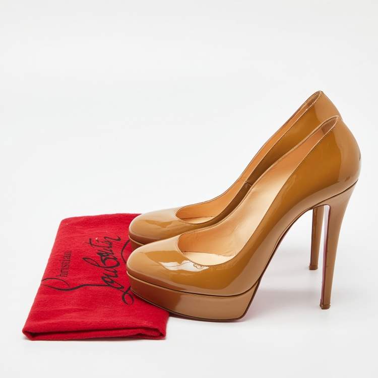 مملوكة مسبقًا Christian Louboutin Beige Patent Leather Bianca Pumps Size 41