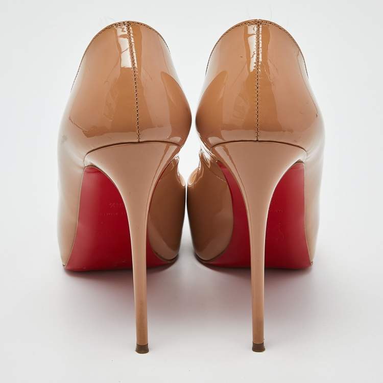 مملوكة مسبقًا Christian Louboutin Beige Patent Leather Very Prive Peep Toe Platform Pumps Size 36.5