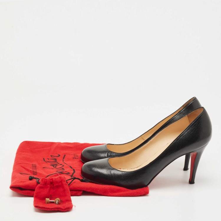 مملوكة مسبقًا Christian Louboutin Black Leather New Simple Pumps Size 39