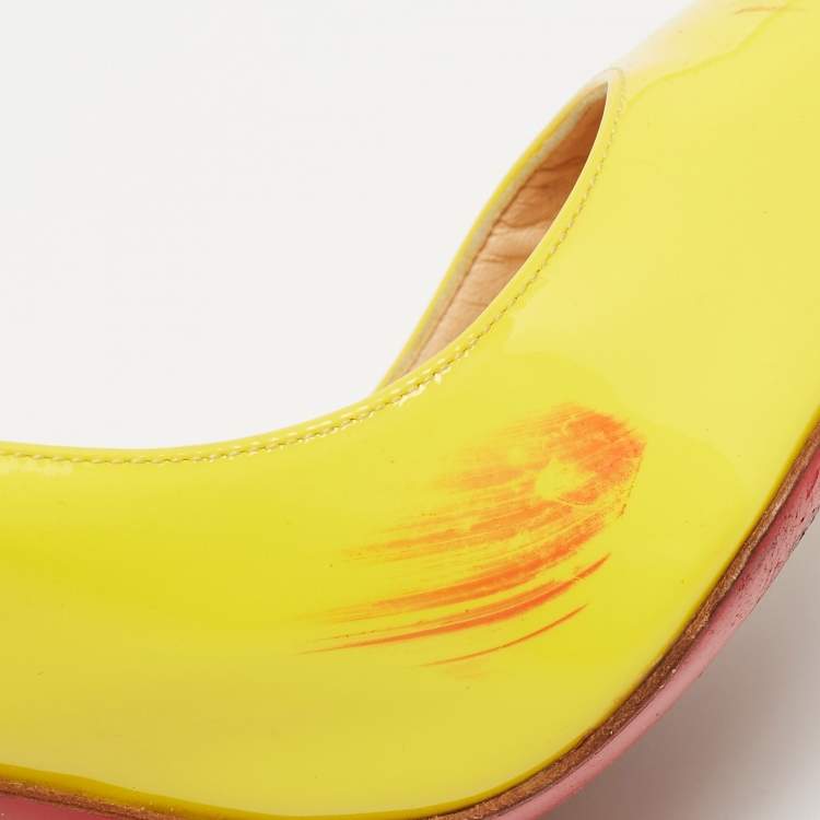 مملوكة مسبقًا Christian Louboutin Yellow Patent Leather Pigalle Follies Pumps Size 37.5