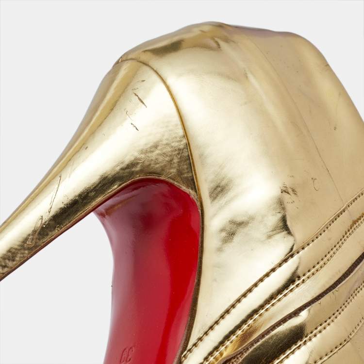 Pre Owned Christian Louboutin Gold Leather Robot Booties Size 39