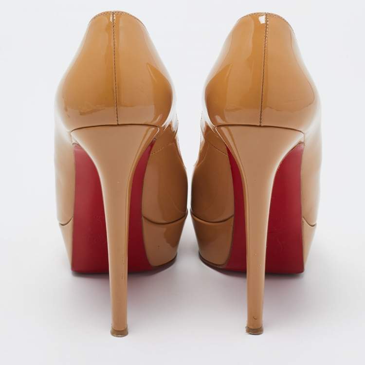 Pre Owned Christian Louboutin Beige Patent Leather Bianca Pumps Size 37
