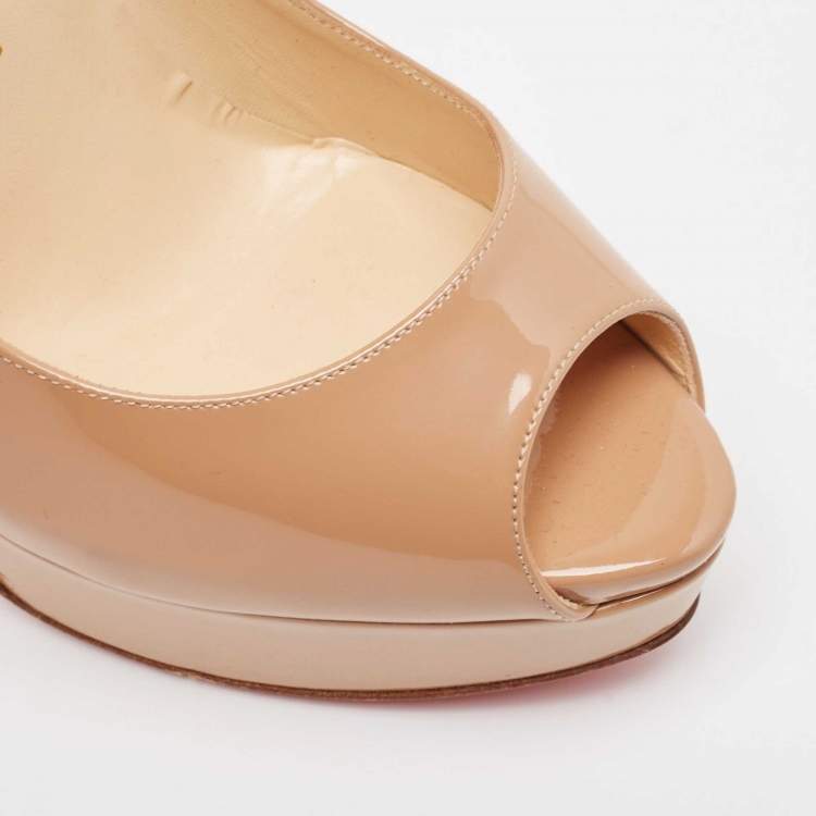مملوكة مسبقًا Christian Louboutin Beige Patent Leather Lady Peep Pumps Size 38