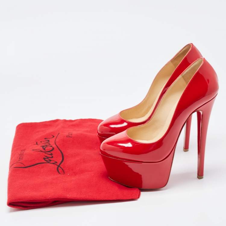 مملوكة مسبقًا Christian Louboutin Red Patent Leather Victoria Platform Pumps Size 36
