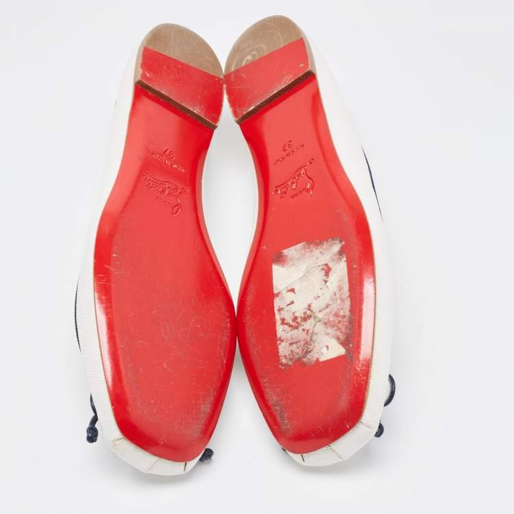 مملوكة مسبقًا Christian Louboutin White/Blue Canvas Ballet Flats Size 37