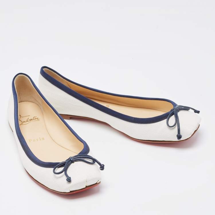 مملوكة مسبقًا Christian Louboutin White/Blue Canvas Ballet Flats Size 37