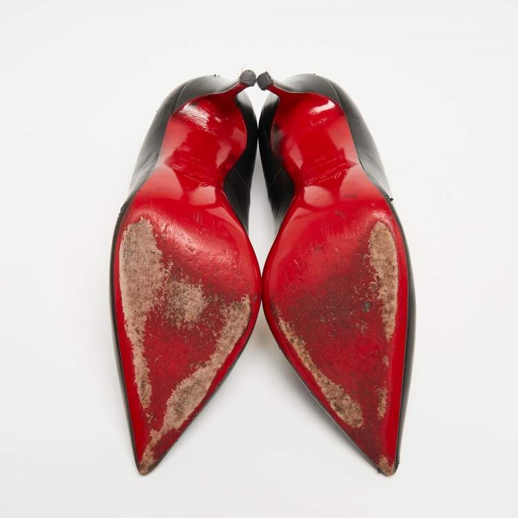 Pre Owned Christian Louboutin Black Leather So Kate Pumps Size 38