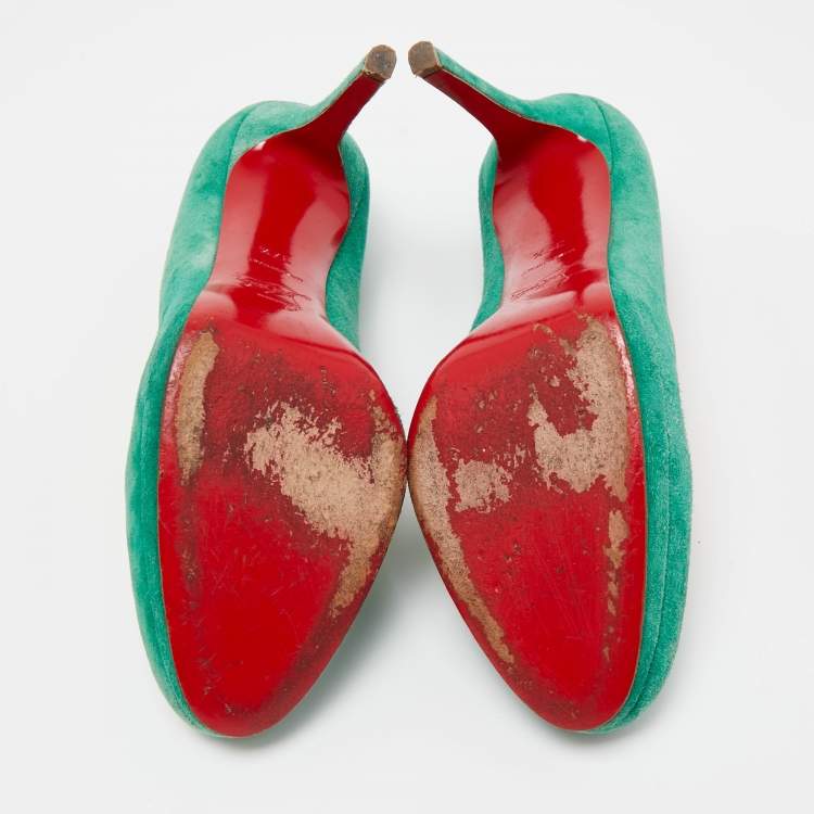Pre Owned Christian Louboutin Green Suede Round Toe Pumps Size 37.5