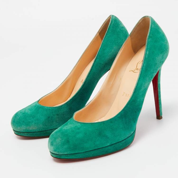 Pre Owned Christian Louboutin Green Suede Round Toe Pumps Size 37.5