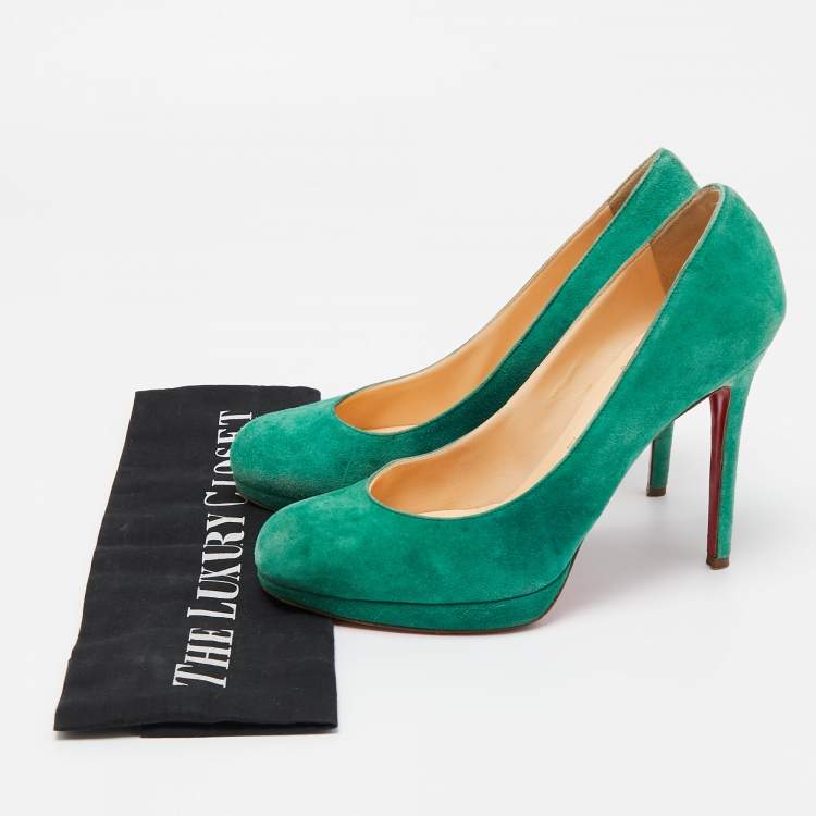 Pre Owned Christian Louboutin Green Suede Round Toe Pumps Size 37.5