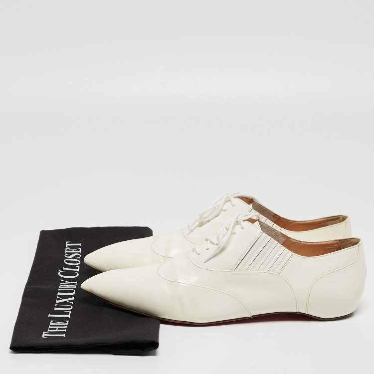 Pre Owned Christian Louboutin Cream Leather Oxfords Size 40