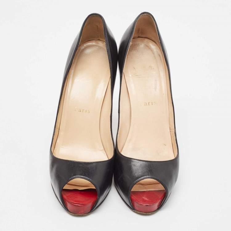 Pre Owned Christian Louboutin Black Leather Very Prive Pumps Size 40