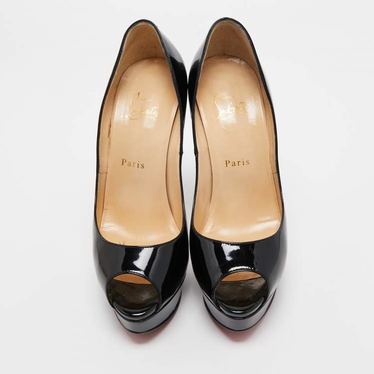 مملوكة مسبقًا Christian Louboutin Black Patent Leather Lady Peep Pumps Size 38.5