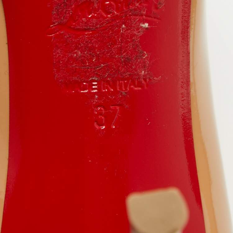 Pre Owned Christian Louboutin Beige Patent Leather Dolly Pumps Size 37