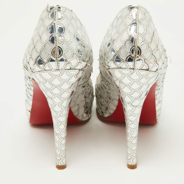 Pre Owned Christian Louboutin Silver Scaled Sequins and Leather Poseidon Pumps Size 38