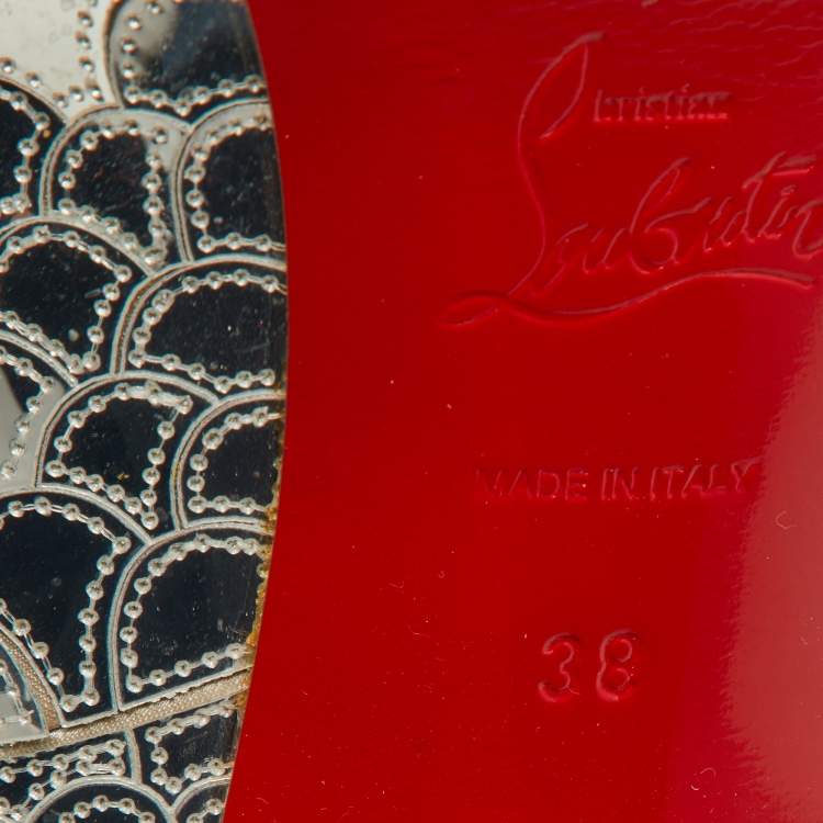 Pre Owned Christian Louboutin Silver Scaled Sequins and Leather Poseidon Pumps Size 38
