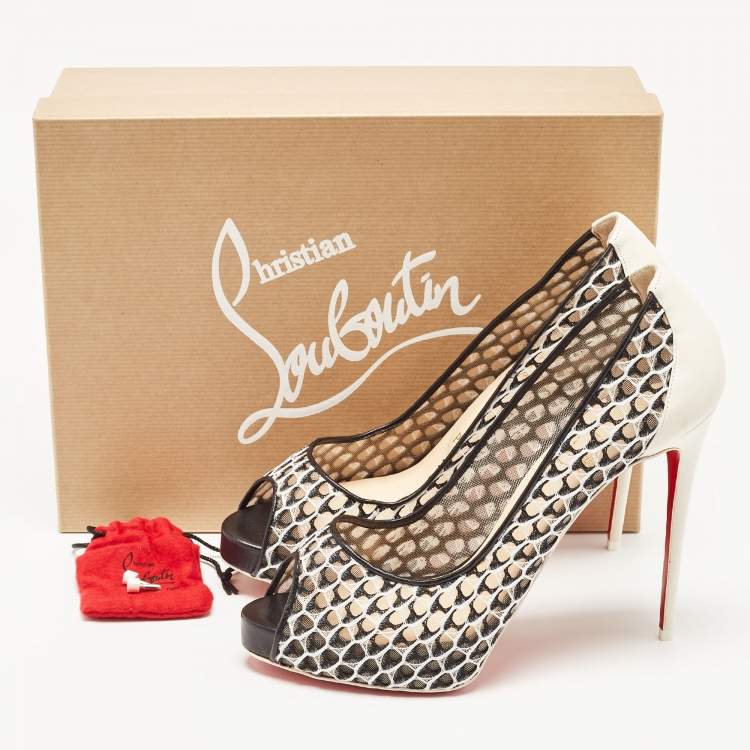 مملوكة مسبقًا Christian Louboutin Black/Cream Mesh and Leather Very Lace Dentelle Pumps Size 38.5