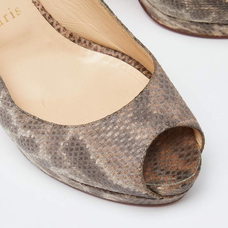 مملوكة مسبقًا Christian Louboutin Brown Karung Peep Toe Slingback Pumps Size 37.5