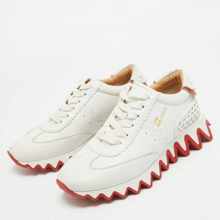 مملوكة مسبقًا Christian Louboutin White Leather Loubi Shark Sneakers Size 38