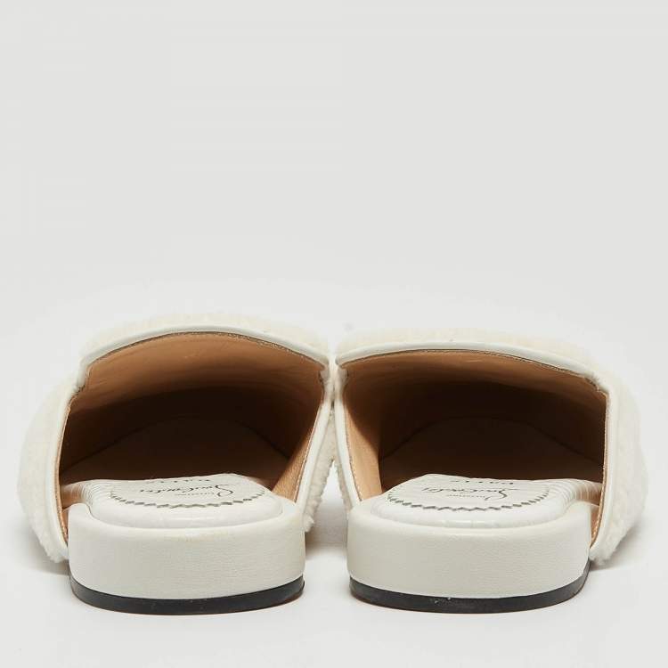 Pre Owned Christian Louboutin White Fur Coolito Donna Flat Mules Size 39.5