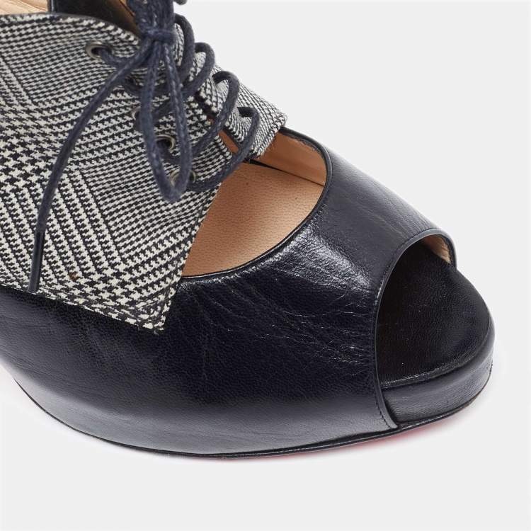 Pre Owned Christian Louboutin Black/White Leather And Tartan Fabric Platform Oxford Booties Size 39.5