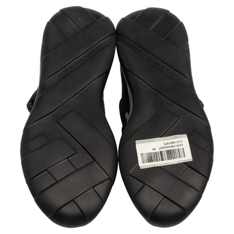 مملوكة مسبقًا Christopher Kane Black/White Fabric Safety Buckle Low Top Sneakers Size 38