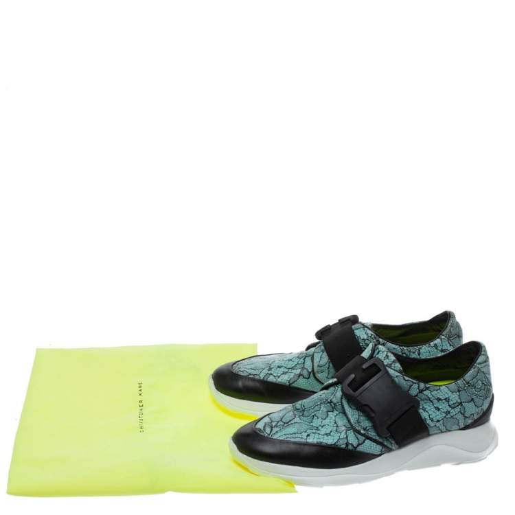 مملوكة مسبقًا Christopher Kane Black/Blue Lace Print Leather Safety Buckle Low Top Sneakers Size 36.5