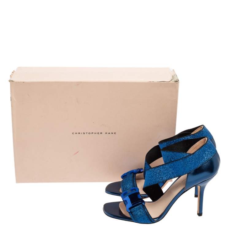 مملوكة مسبقًا Christopher Kane Metallic Blue Leather And Lurex Fabric Crisscross Ankle Strap Sandals Size 38