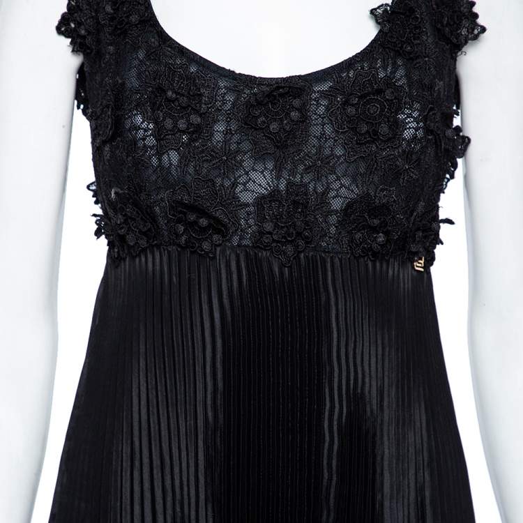 Pre Owned Class by Roberto Cavalli Black Lace Sleeveless Pleated Short Dress S 
