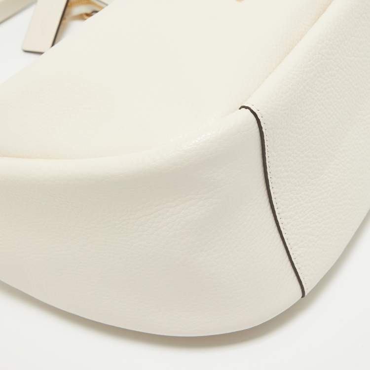 مملوكة مسبقًا Coach Off White Leather Jules Hobo