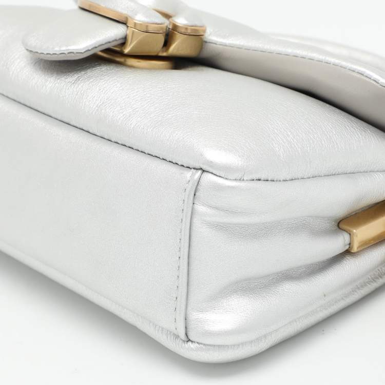 Pre Owned Coach Silver Leather Tabby Pillow 18 Top Handle Bag