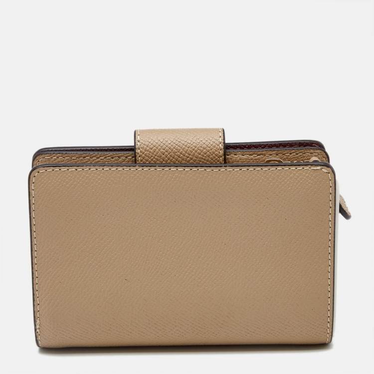 Pre Owned Coach Beige Leather Corner Zip Compact Wallet