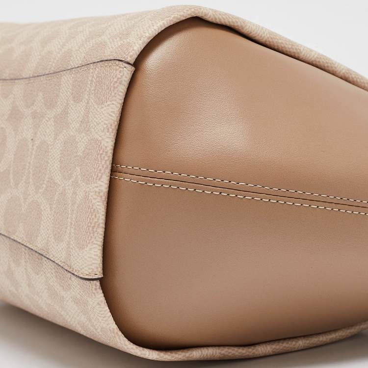 مملوكة مسبقًا Coach Beige Signature Coated Canvas and Leather Elise Satchel