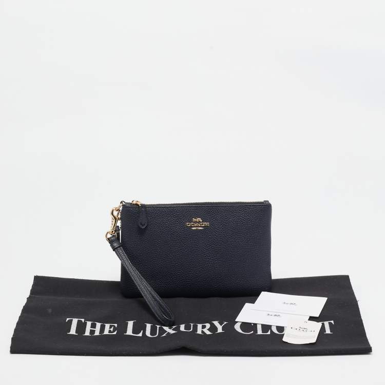 مملوكة مسبقًا Coach Navy Blue Leather Small Wristlet Pouch
