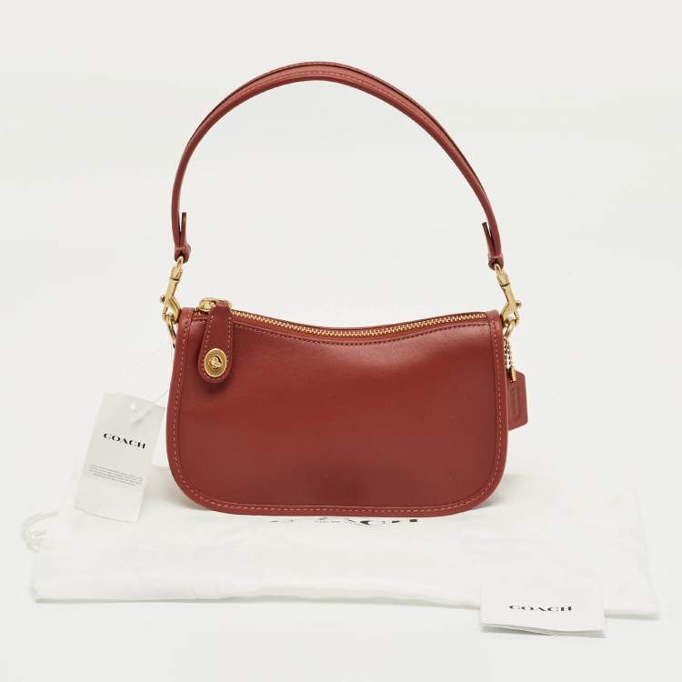 Pre Owned Coach Brick Brown Leather Swinger 20 Clutch Bag