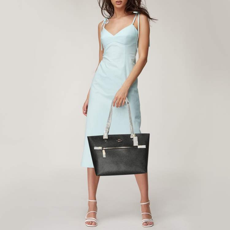 Pre Owned Coach Black Leather Gallery Tote