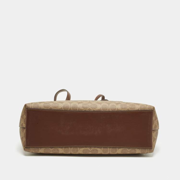 Pre Owned Coach Station Beige/Brown Signature Coated Canvas Tote