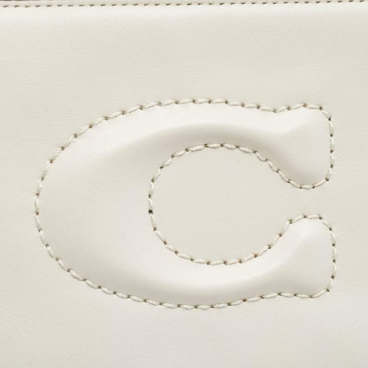 Pre Owned Coach Corner Zip Off White Leather Wristlet Pouch