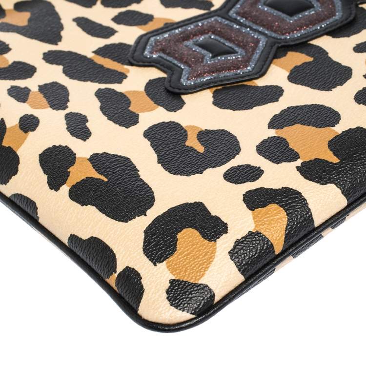 Pre Owned Coach Beige/Black Leopard Print Coated Canvas Large Disney Snow DOC Clutch