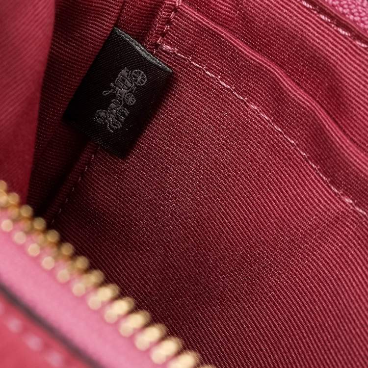 Pre Owned Coach Pink Pebbled Leather Wristlet